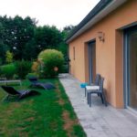 Vue extérieure de la piscine